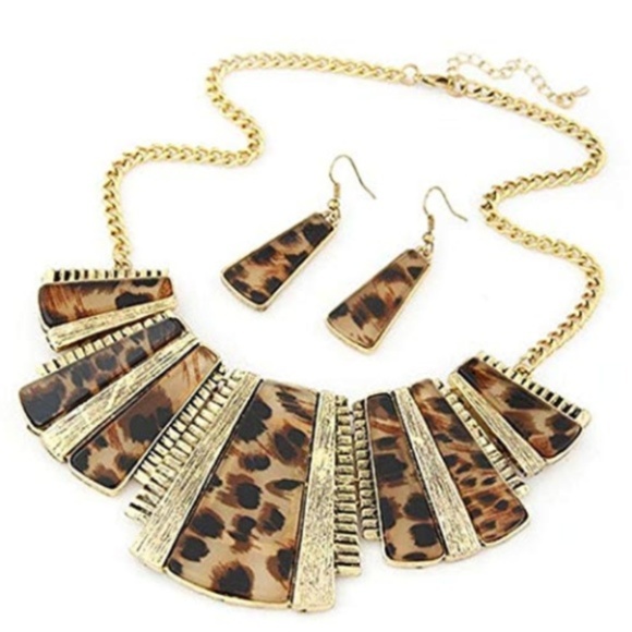 C.C. Boutique Jewelry - 1 LEFT! Cheetah Print Boho Collar Necklace Set